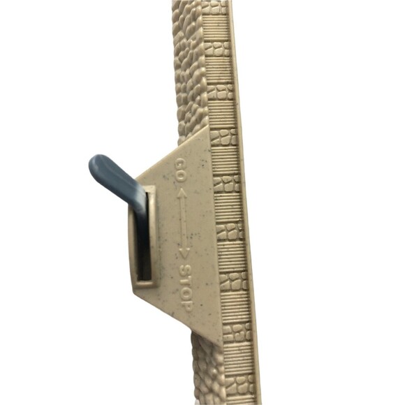 Thomas the Tank TrackMaster Railway Stop and Go Switch and 2 Way Splitter Switch - Picture 6 of 6